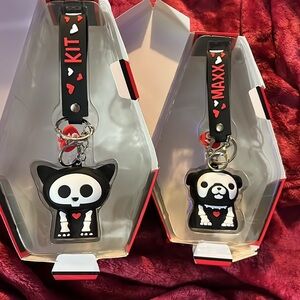 Skelanimals cat & dog keychains